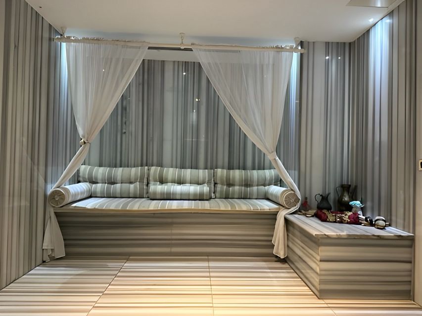 Istanbul: Private Turkish Bath, Sauna, and Massage - Arriving at the DoubleTree by Hilton Sirkeci
