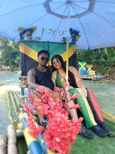 Jamaica Bamboo Rafting Experience with Limestone Massage - The raft captain is the heart of the experience
