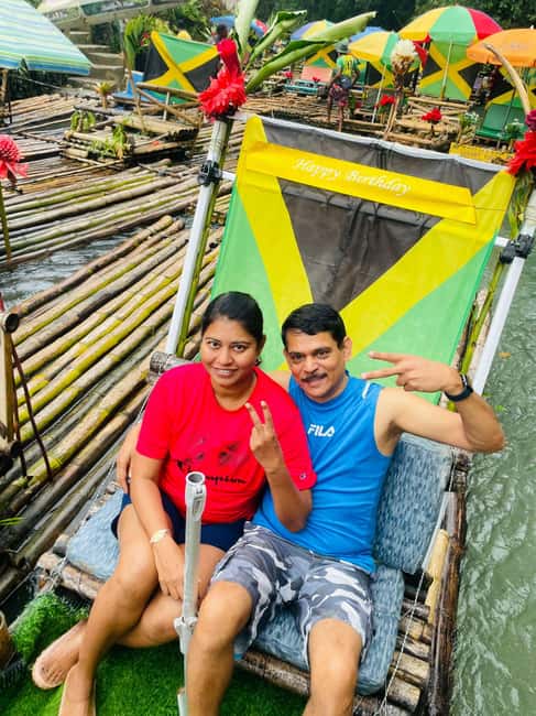 Jamaica Bamboo Rafting Experience with Limestone Massage - Food, drinks, music, and extras