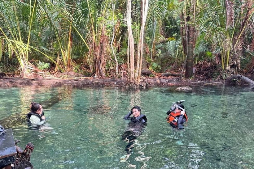 Krabi: Emerald Pool, Hot Springs, and Kayaking Tour - Practical packing advice