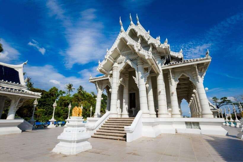 Krabi: Emerald Pool, Hot Springs & Krabi Town Day Tour - A short stop in Krabi Town