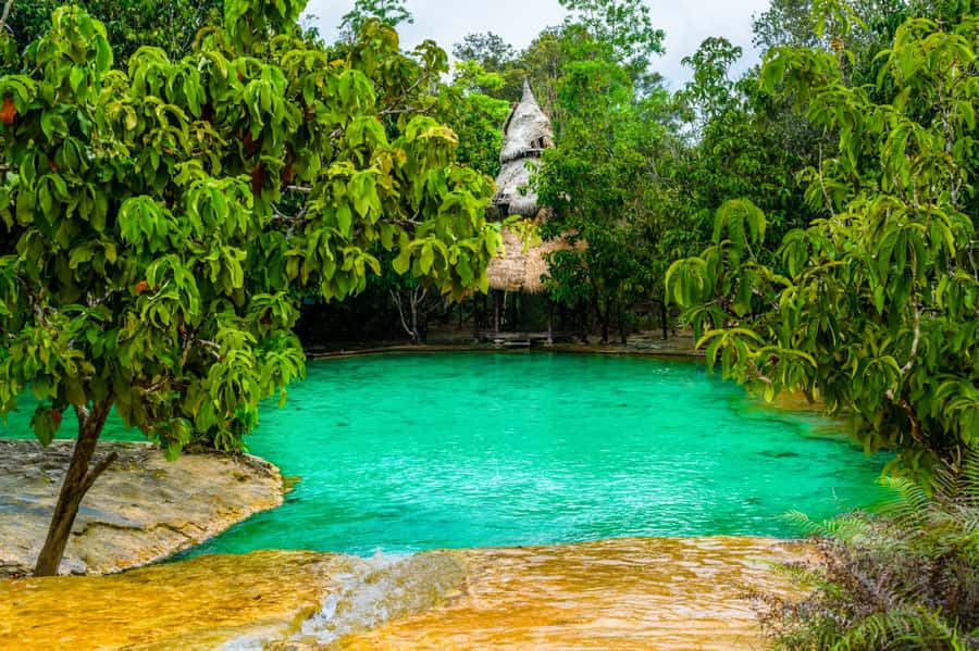 Krabi: Klongtom Hot Spring, Emerald Pool and Tiger Cave Tour - Tiger Cave Temple: a thoughtful final stop