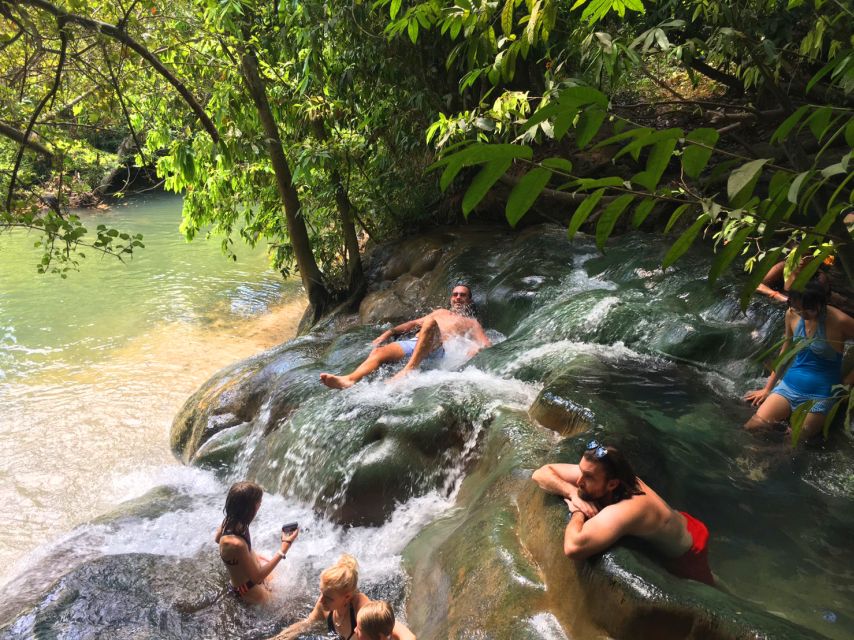 Krabi: Tiger Temple, Hot Springs & Crystal Pool Jungle Tour - Tiger Cave Temple and the staircase decision