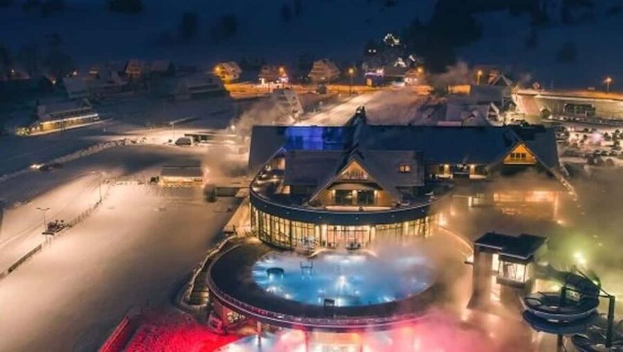 Krakow: Chocholowskie Thermal Baths Evening Ticket - Getting inside the thermal complex