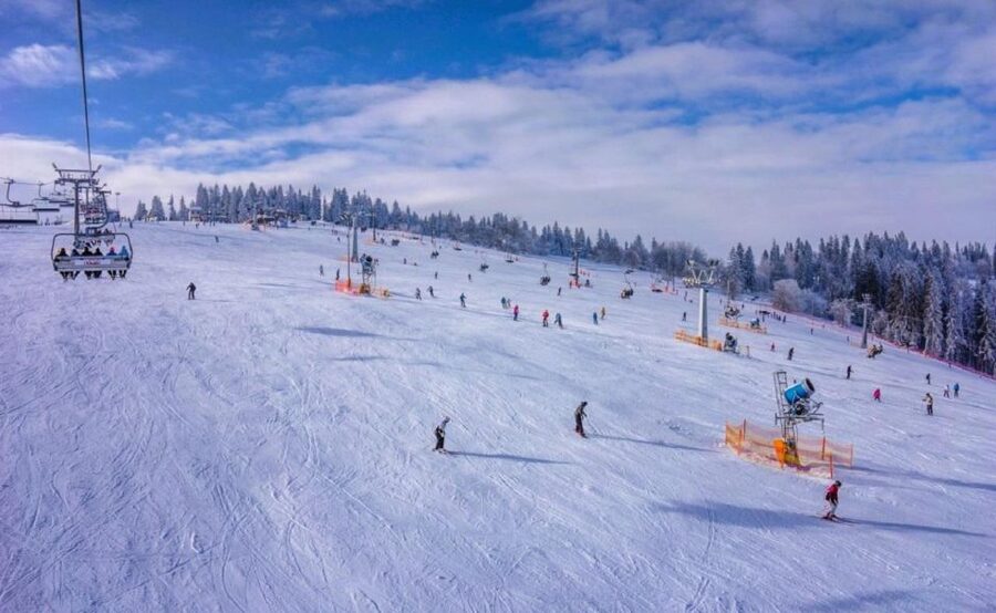 Krakow: Skii in Tatras Kotelnica with Optional Thermal Baths - Bukovina Thermal Baths after the slopes