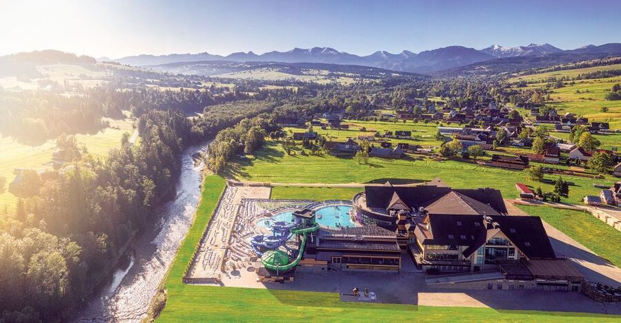 Krakow: Trip to Chocholow Thermal Baths in Tatra Mountains - Who should book this Krakow day trip?