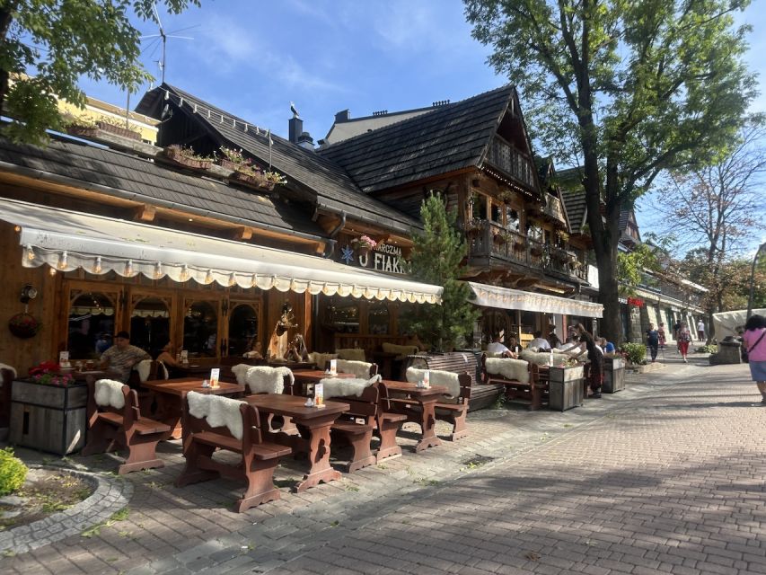 Krakow: Zakopane and Chochołowskie Bath Full Day Trip - A comfortable ride south from Krakow