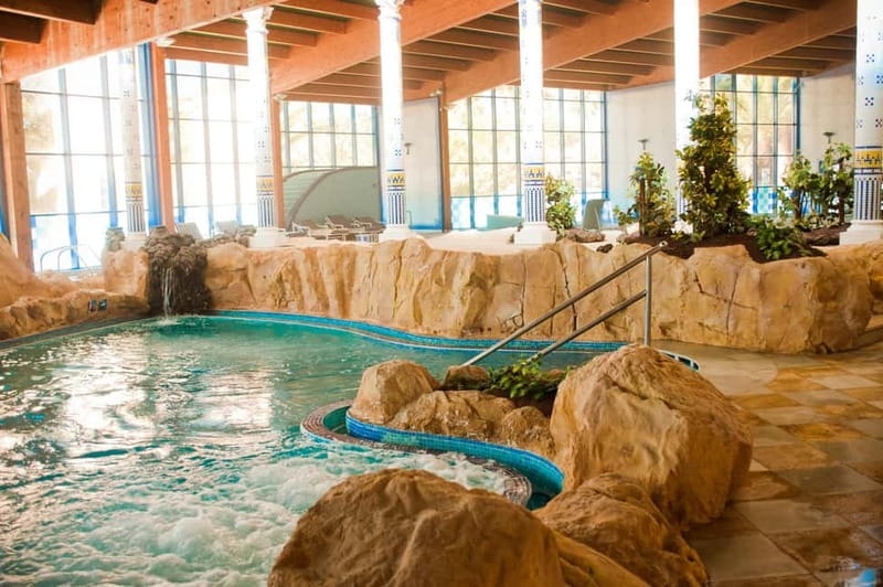 Krakow: Zakopane and/or Thermal Baths Experience - Who should book this experience
