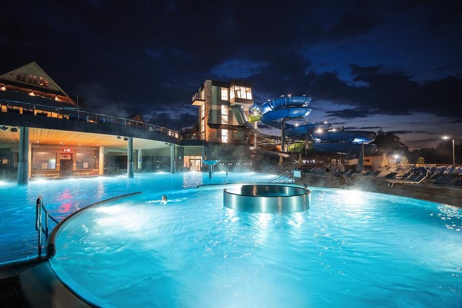 Krakow: Zakopane-Thermal Bath(Evening Time)with Hotel Pickup - Three hours at Chochołowskie Thermal Baths