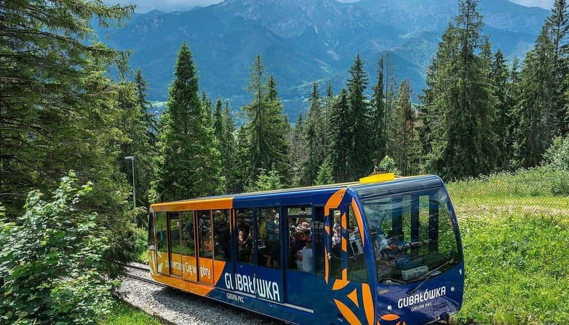 Kraków: Zakopane Tour, Cable Car & Thermal Baths - Gubałówka and the first mountain view