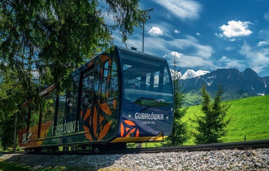 Krakow : Zakopane Tour + Thermal Pools with Hotel Pickup - Transport, accessibility, and what to pack
