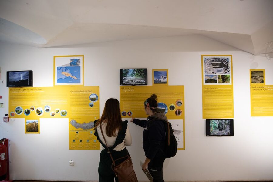 Lagoa do Fogo: Biologist-guided Volcano e-Tour +Hot Springs - Key points before you book