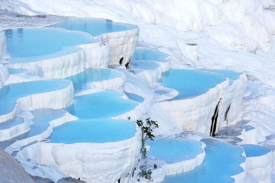 Marmaris: Pamukkale, Hot Spring, Travertines Tour with Lunch - Breakfast, lunch, and the extra shopping stops