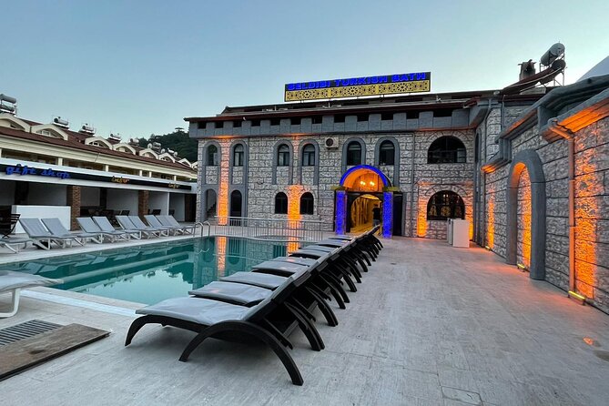 Marmaris Traditional Turkish Bath Experince With Oil Massage - Pickup in Marmaris: the detail that can make or break the day