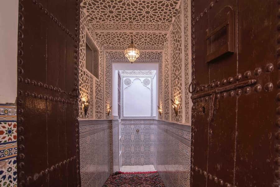 Marrakech: Authentic Moroccan Hammam Experience in Mouassine - A 16th-century bathhouse, not a hotel spa