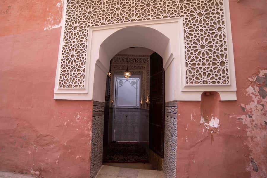 Marrakech: Authentic Moroccan Hammam Experience in Mouassine - What the 35 or 45 minute treatment includes