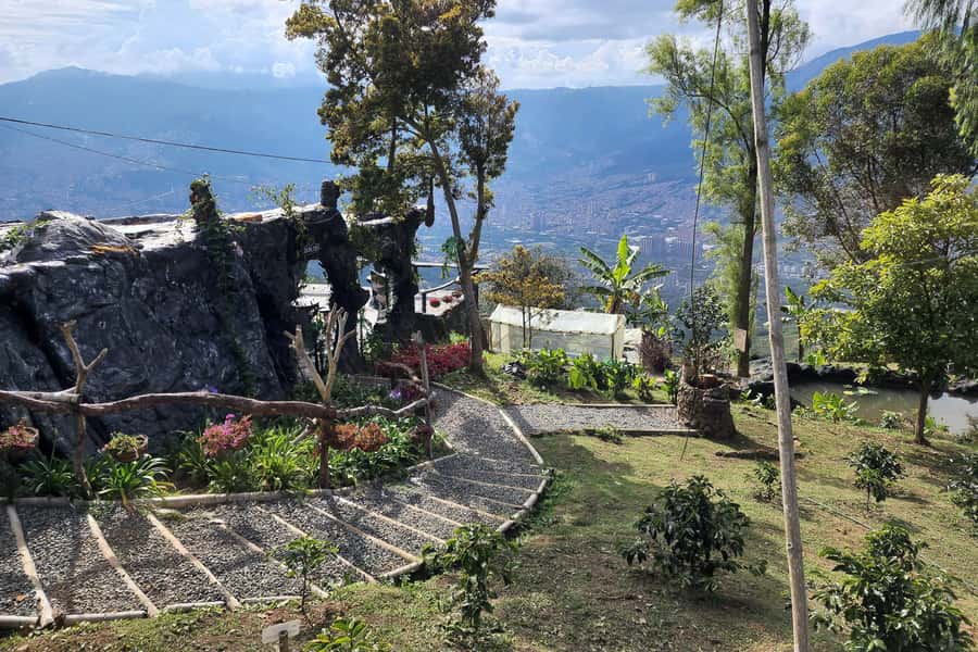 Medellin: Horseback Riding Coffee Farm Tour with Coffee Spa - Who will enjoy this day most
