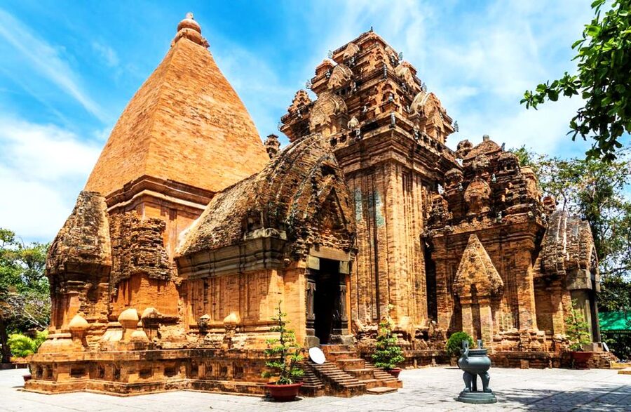 Nha Trang: Hot Spring and Mud Spa Package Half-Day Tour - Cham Ponagar Temple brings a welcome change of pace