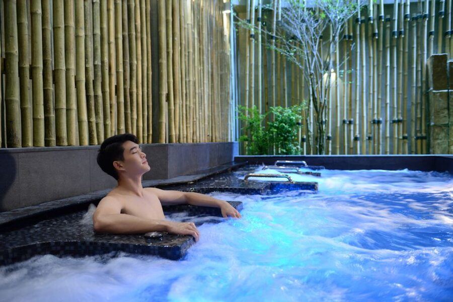 Pattaya: All-Day Pass to Let's relax Spa And Onsen - Starting with the bath circuit