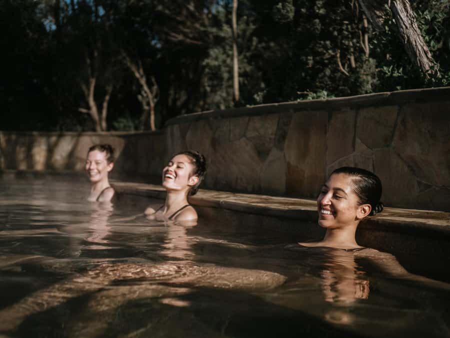 Peninsula Hot Springs: Entry Ticket with Bath House - Your first hour: find the right temperature