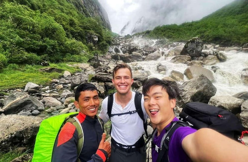 Pkr/Kathmandu: 5-Day Annapurna Base Camp & Hot spring Trek - Day 1: Kathmandu or Pokhara to Sinuwa