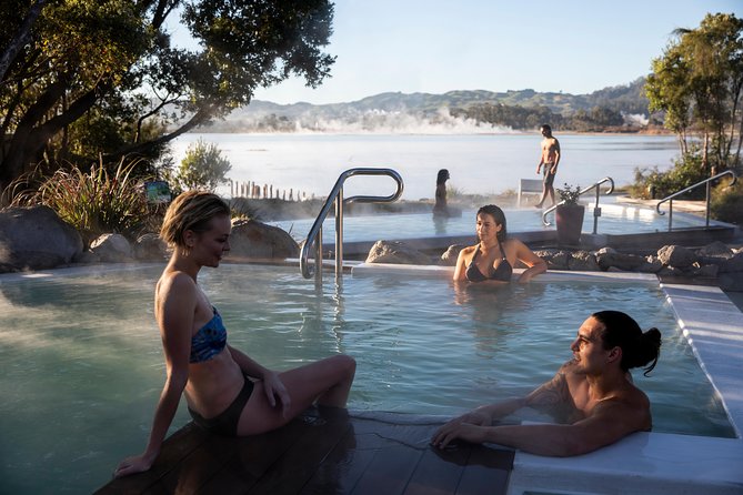 Polynesian Spa Rotorua: Pavilion (12+ yrs) Hot Pool Bathing - Rachel Spring: alkaline pools with a little more variety