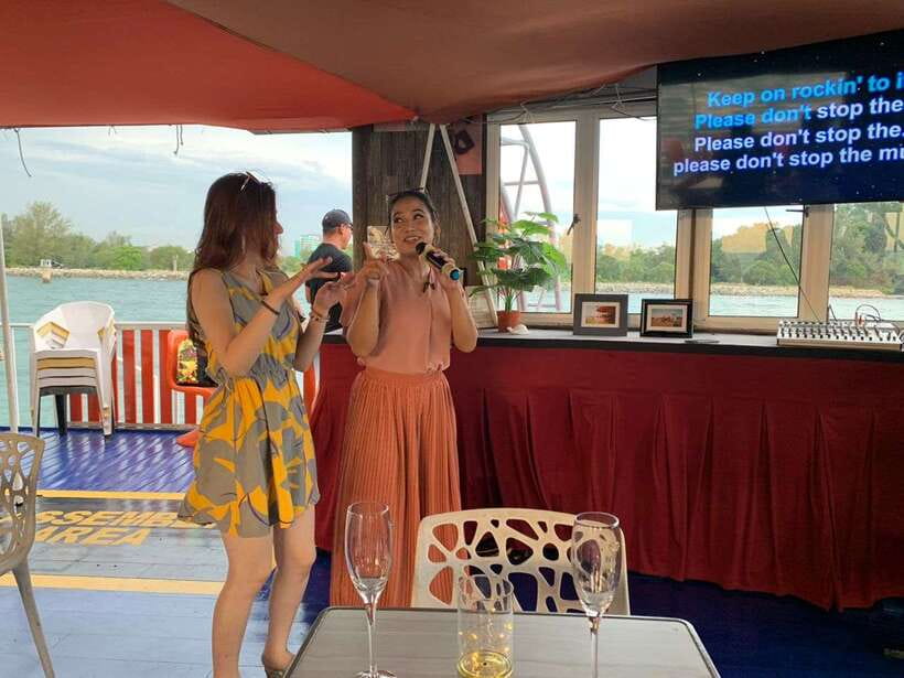 Port Dickson: Dragon Sunset Cruise with Salt Water Jacuzzi - The salt-water jacuzzi, with realistic expectations