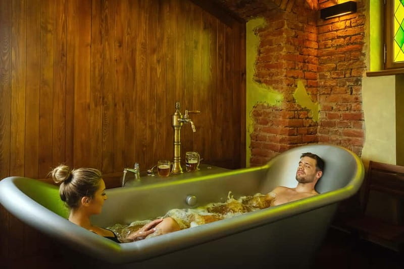 Prague: Beer and Wine Spa Bath with Salt Cave Experience - A beer bath with a wine option