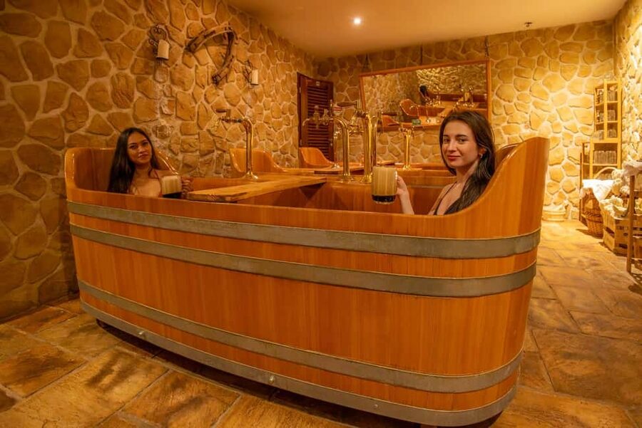 Prague: Beer Spa and Wellness - Sipping Czech beer during the treatment