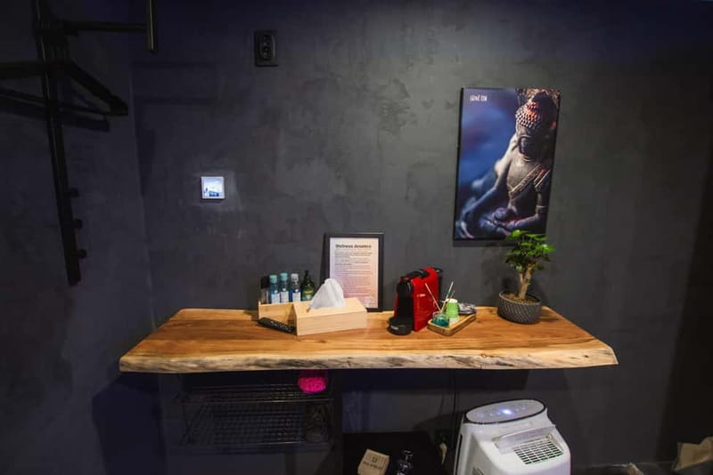 Prague: Modern Private Spa with Jacuzzi and/or Sauna - What is included, and what costs extra