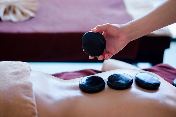 Private Panda Massage in Da Nang Vietnam - The welcome and choosing the right pressure