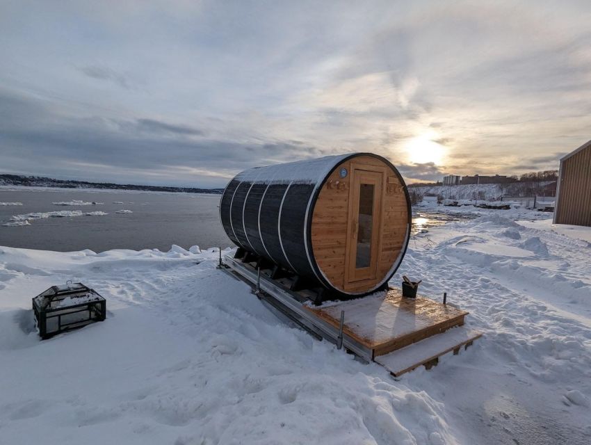 Quebec City: Ice Canoeing with Hot Chocolate & Sauna - Returning to shore and using the sauna