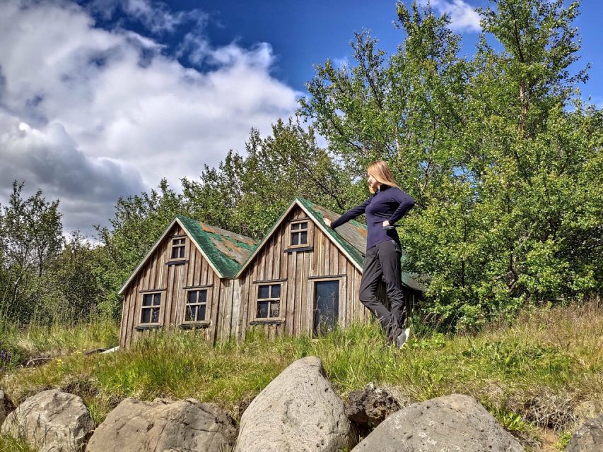 Reykjavik: Lava Cave, Hot Springs, Horses & Waterfalls Tour - Why Viðgelmir makes this 10-hour day worthwhile