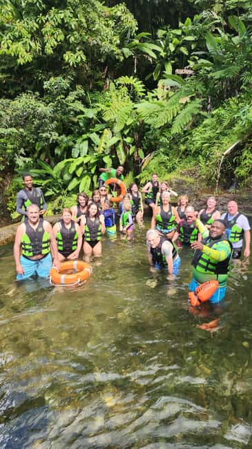 Roseau: Titou Gorge, Hot Spring, Falls & Champagne Reef Tour - Champagne Reef and the bubbling sea floor