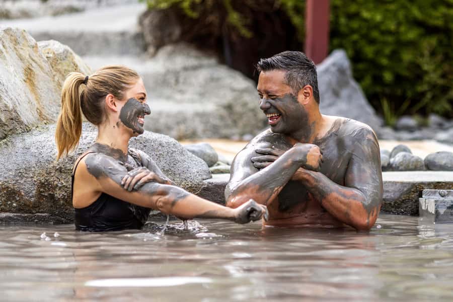 Rotorua: Hells Gate Outdoor Mud Bath & Spa Experience - What happens during the 20-minute mud bath