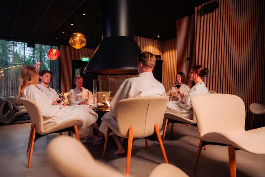 Rovaniemi: Daylight Forest spa,outdoor hot tubs and lunch - Key points to know before booking