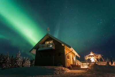 Lakeside Private Sauna with Aurora Borealis