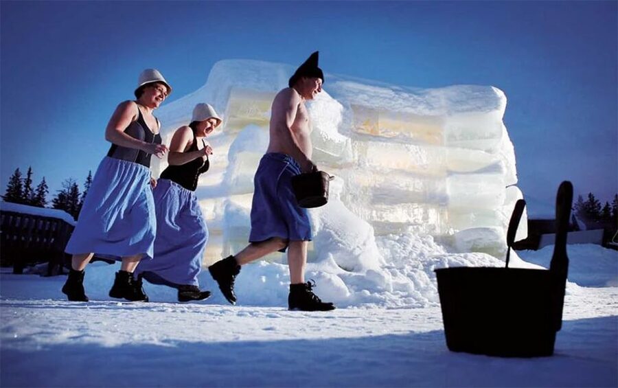 Rovaniemi: Northern Lights Trip with Arctic Sauna & Jacuzzi - How Much Time You Really Get