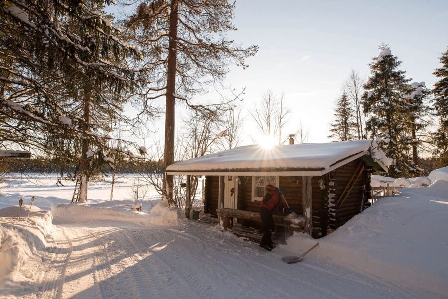 Rovaniemi: Sauna & Ice Swimming Tour with Dinner and Aurora - The Northern Lights are a bonus, not the main product