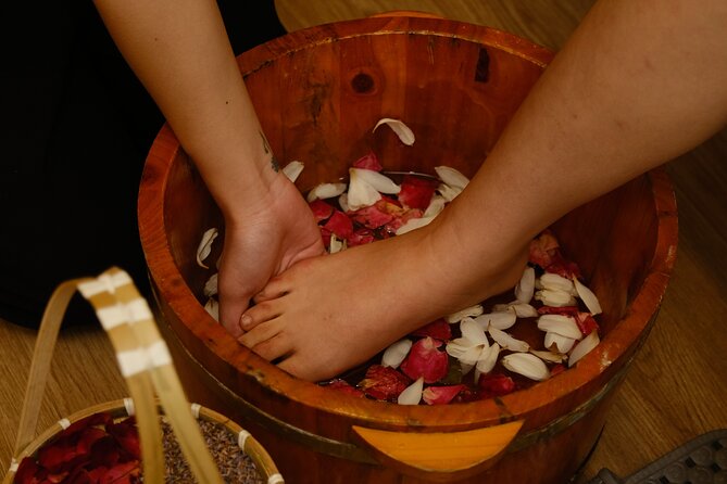 Royal Facial Care with Hair Treatment, 100 mins - Who will get the most from this treatment