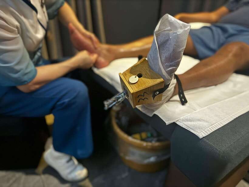 Shanghai:Authentic Chinese Body/Foot Massage, Hair& Head SPA - Bonnie makes the appointment easier