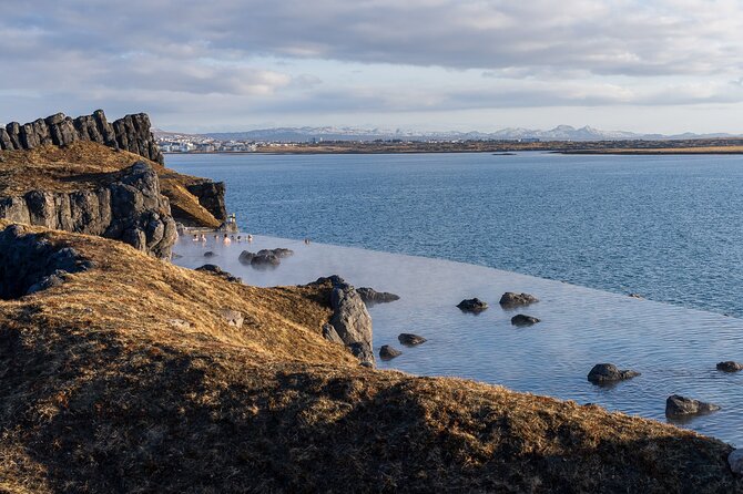 Sky Lagoon Ticket with 7-Step Ritual and Transfers from Reykjavik - Who should book this experience