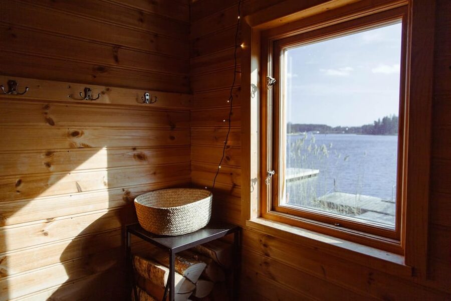 Stockholm: Traditional Sauna & Polar Plunge in Baltic Sea - Practical tips for a smoother visit