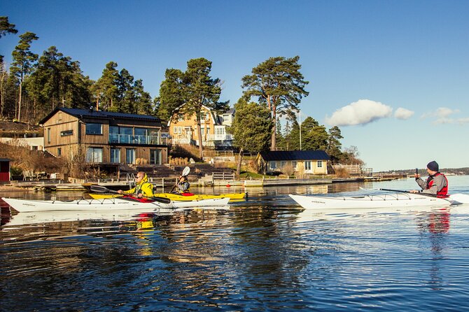 Stockholm: Winter Kayaking, Swedish Fika and hot Sauna Experience - The sauna and the optional cold plunge