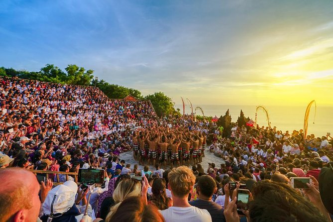 Sunset at Uluwatu Temple and Spa Tour - Adding the one-hour kecak dance