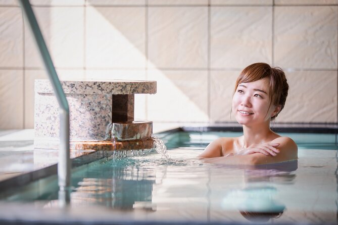 Tattoo-friendly open-air Onsen & drink - The Tokyo Skytree view and the open-air setting