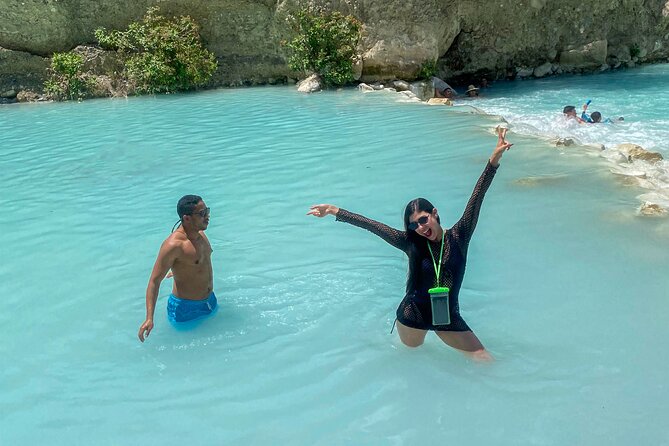 Tolantongo Caves Hot Springs & Waterfalls Small Group Tour - Cancellation and meeting details