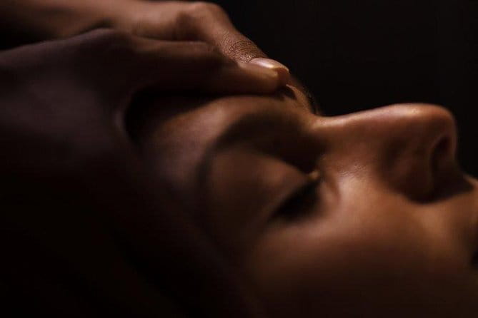 Traditional Head, Back & Shoulder Massage in Siem Reap - A focused massage after a long day in Siem Reap