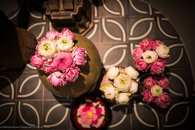 Traditional Khmer Massage is an extremely relaxing treatment that uses no oil. - Why the Private Format Matters
