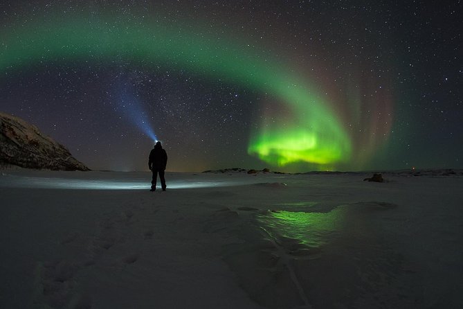 Tromso Aurora Chase by Minibus with Thermal Suit, Snack and Photo - Chasing clear skies beyond Tromsø
